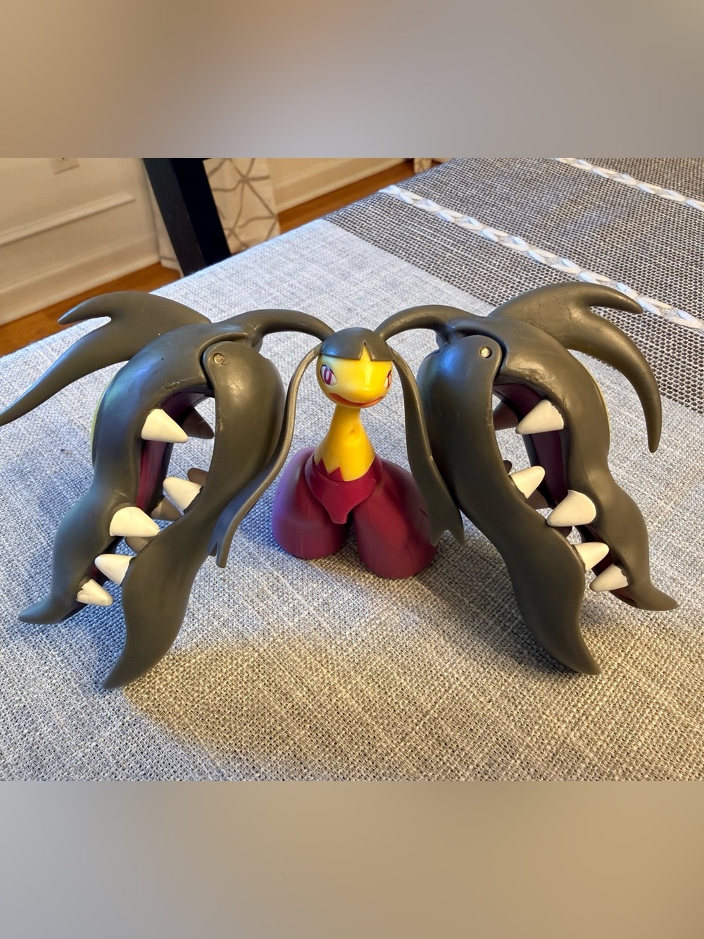 Takara Tomy Pokemon Moncolle Mega Mawile